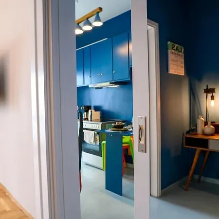 Bluexenia 1 Bedroom Retro Luxury-2
